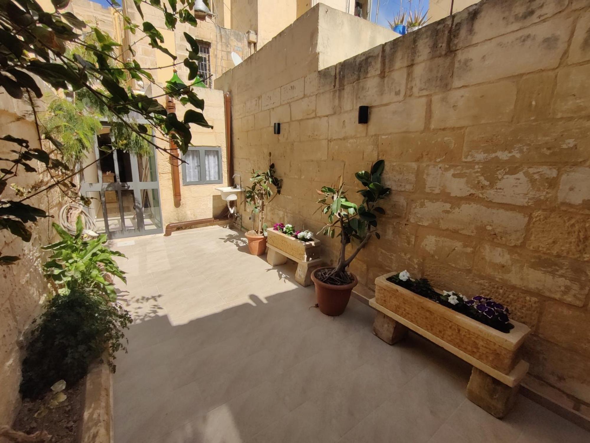 Peaceful Traditional Maltese Townhouse Luqa Ngoại thất bức ảnh